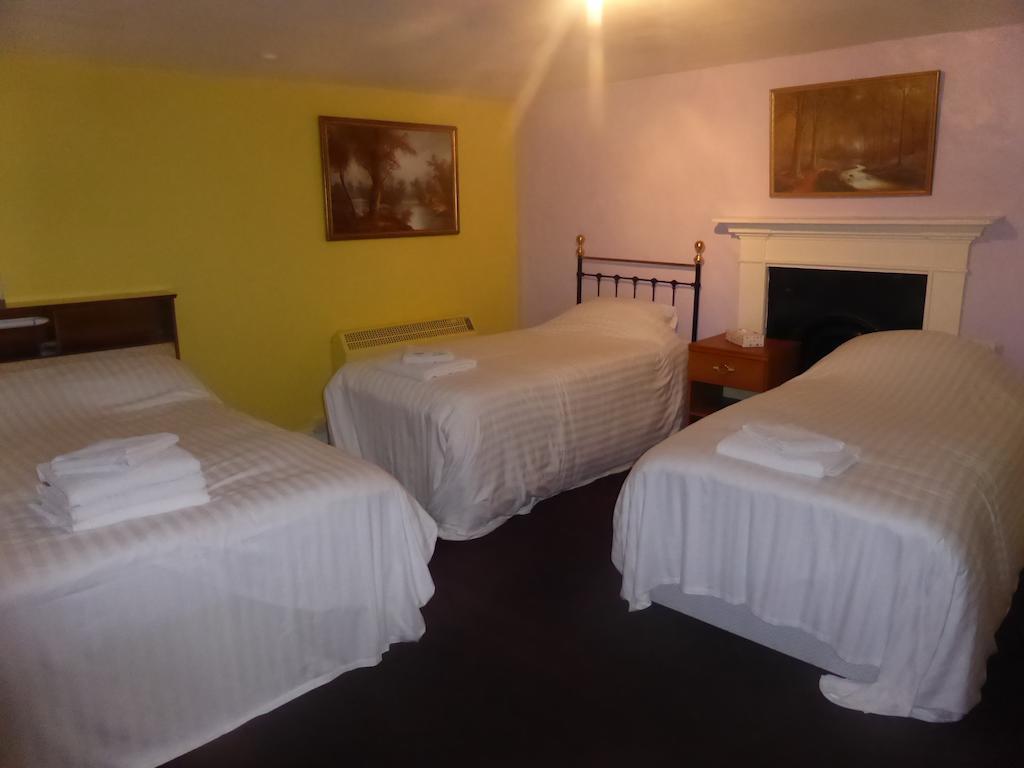 פנרין Kings Arms Hotel מראה חיצוני תמונה